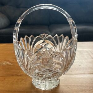 Fifth Avenue Cut Lead Crystal Poland Basket Handle Bowl Candy Dish Elegant